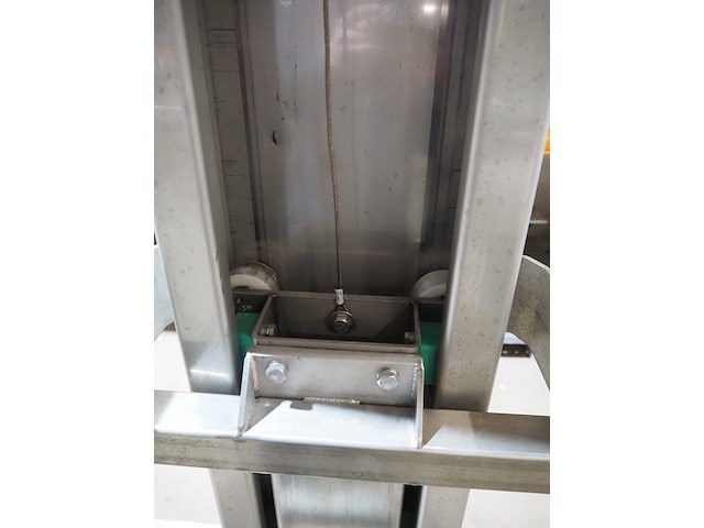 Mennens - afbeelding 10 van  14