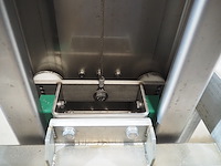 Mennens - afbeelding 3 van  12