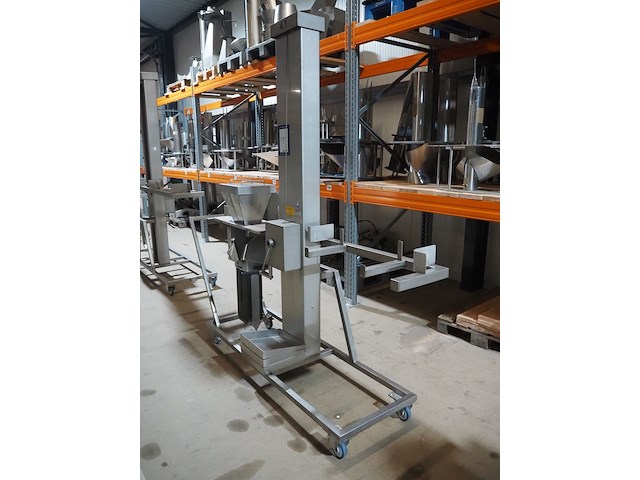 Mennens - afbeelding 5 van  12