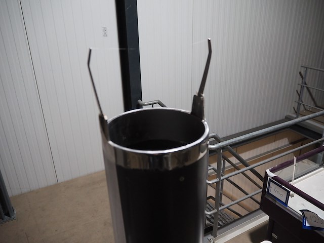 Mennens - afbeelding 2 van  15