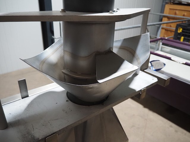 Mennens - afbeelding 3 van  15