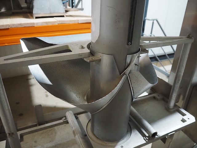 Mennens - afbeelding 13 van  15