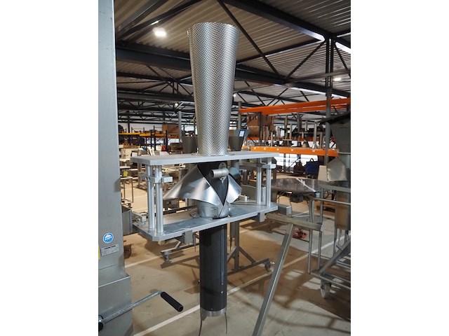 Mennens - afbeelding 15 van  15