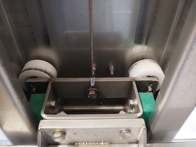 Mennens - afbeelding 2 van  11