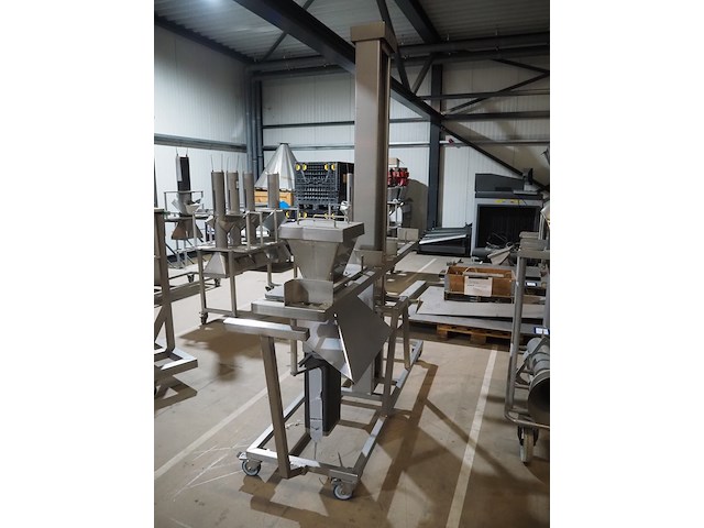 Mennens - afbeelding 6 van  11