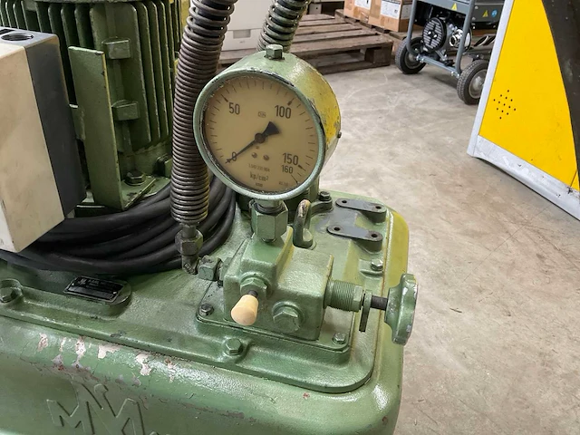 Menzel 11s347411 hydraulisch aggregaat - afbeelding 3 van  4