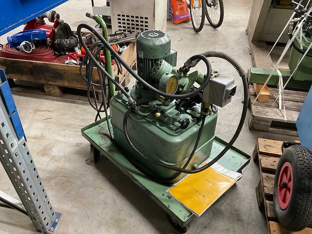 Menzel 11s347411 hydraulisch aggregaat - afbeelding 2 van  3