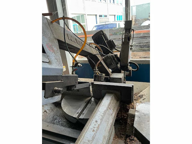 Mep - shark 320sx - metalen horizontale bandzaagmachine - afbeelding 10 van  12