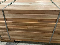 Meranti balken 63x205 mm gevingerlast en gelamineerd (50x) - afbeelding 7 van  8