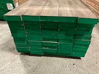 Meranti balken 63x205 mm gevingerlast en gelamineerd (50x) - afbeelding 3 van  6