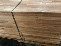 Meranti balken 63x86 mm gevingerlast en gelamineerd (110x) - afbeelding 7 van  7