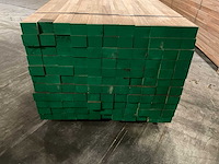 Meranti balken 63x86 mm gevingerlast en gelamineerd (121x) - afbeelding 1 van  2