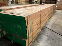 Meranti balken 63x86 mm gevingerlast en gelamineerd (121x) - afbeelding 3 van  6