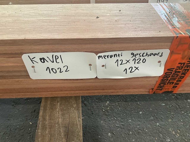 Meranti geschaafd 120x1200 mm (12x) - afbeelding 4 van  4