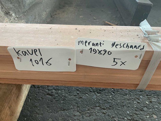 Meranti geschaafd 190x900 mm (5x) - afbeelding 2 van  2