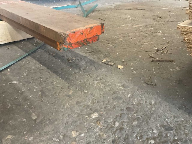 Meranti ongeschaafd 25x135 cm (2x) - afbeelding 2 van  4