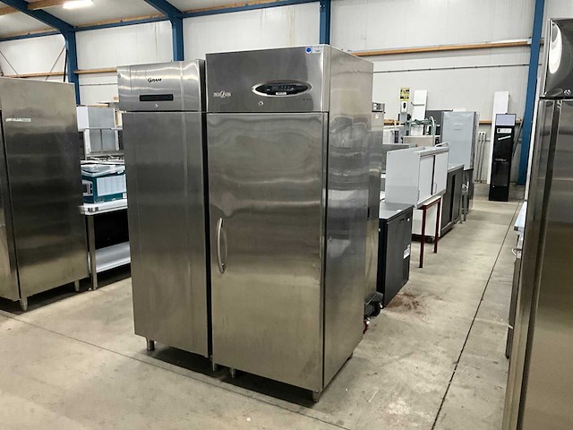 Mercatus m2-750 rvs vrieskast - afbeelding 1 van  7