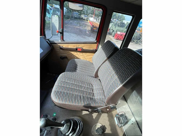Mercedes - 1120 af 4x4 - vrachtwagen - afbeelding 16 van  47