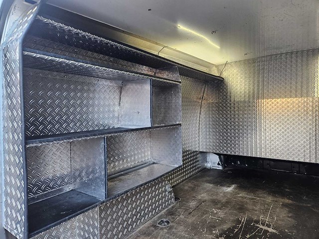 Mercedes - 122 cdi - vito - van - afbeelding 6 van  13