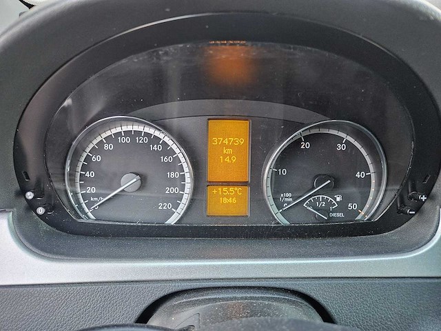 Mercedes - 122 cdi - vito - van - afbeelding 10 van  13