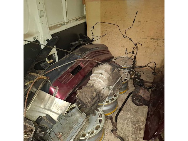 Mercedes - 190 e - personenauto - afbeelding 5 van  27