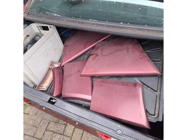 Mercedes - 190 e - personenauto - afbeelding 20 van  27