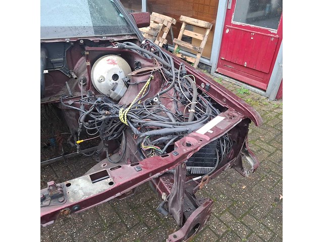 Mercedes - 190 e - personenauto - afbeelding 23 van  27