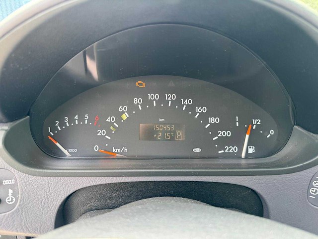 Mercedes - 2001 - a-klasse - 190 automaat - duits - afbeelding 5 van  27