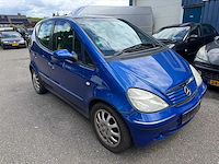 Mercedes - 2001 - a-klasse - 190 automaat - duits - afbeelding 21 van  27