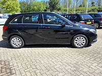 Mercedes - 2012 - b-klasse - mercedes b180 - afbeelding 18 van  23