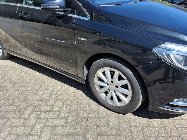 Mercedes - 2012 - b-klasse - mercedes b180 - afbeelding 19 van  23
