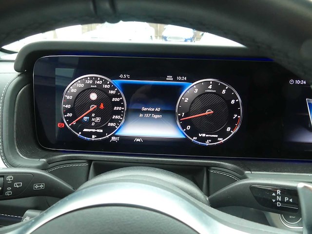 Mercedes - 2023 - amg - g63 - personenauto - afbeelding 19 van  23