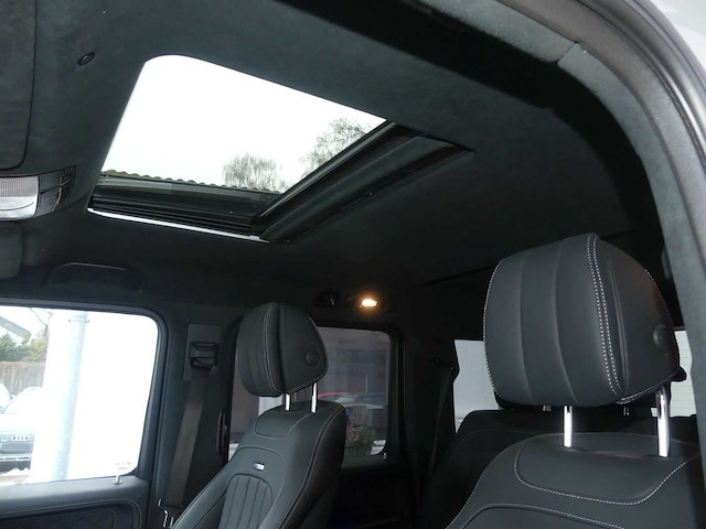 Mercedes - 2023 - amg - g63 - personenauto - afbeelding 23 van  23