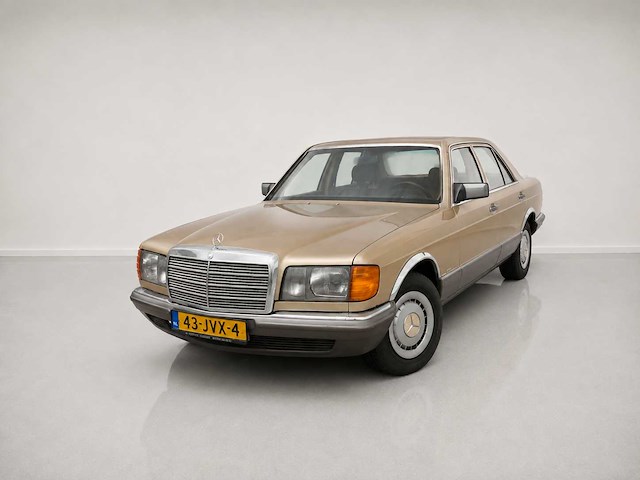 Mercedes - 280 se - w126 - oldtimer - afbeelding 1 van  11