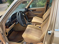 Mercedes - 280 se - w126 - oldtimer - afbeelding 8 van  11