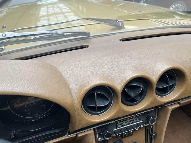 Mercedes - 280 sl - oldtimer - afbeelding 22 van  22