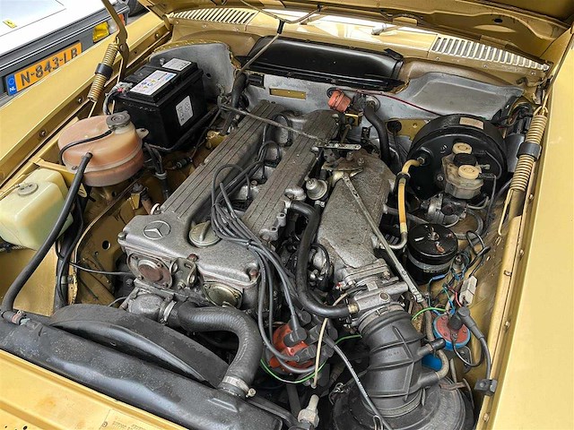 Mercedes - 280 sl - oldtimer - afbeelding 7 van  22