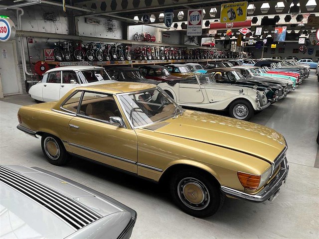 Mercedes - 280 sl - oldtimer - afbeelding 18 van  22