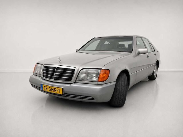 Mercedes - 350 s - oldtimer - afbeelding 1 van  13