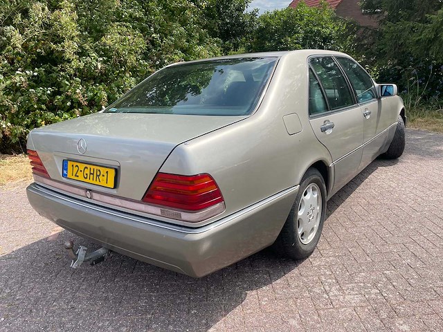 Mercedes - 350 s - oldtimer - afbeelding 6 van  13