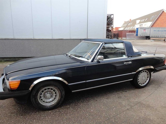 Mercedes - 350 sl - oldtimer - afbeelding 13 van  30