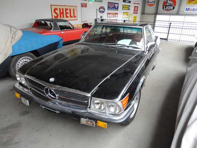 Mercedes - 450 sl - oldtimer - afbeelding 30 van  37