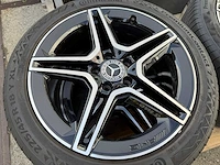 Mercedes - a180 - velg - continental premiumcontact 7 y xl - afbeelding 2 van  4