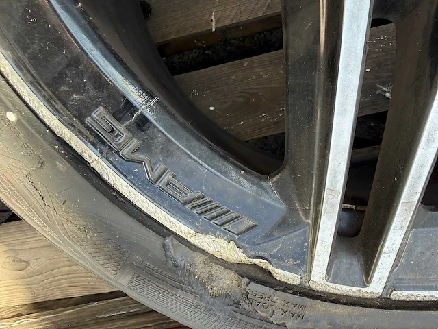 Mercedes - a35 - velg - afbeelding 2 van  8