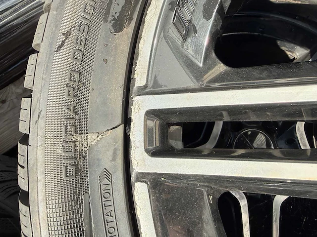 Mercedes - a35 - velg - afbeelding 6 van  8
