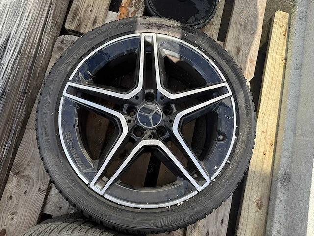 Mercedes - a35 - velg - afbeelding 7 van  8