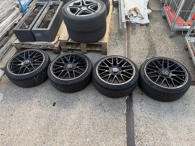 Mercedes - amg stijl - velgen - afbeelding 9 van  16