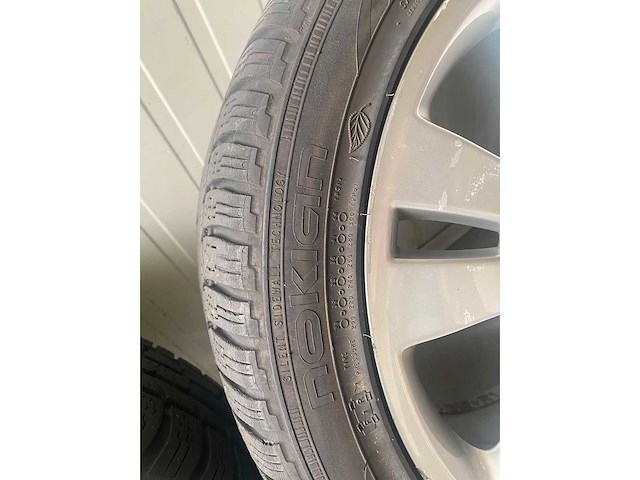 Mercedes - autobandenset - winterbanden - 4st - afbeelding 7 van  8