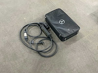 Mercedes - benz - auto acculader - afbeelding 2 van  9
