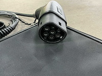 Mercedes - benz - auto acculader - afbeelding 6 van  9